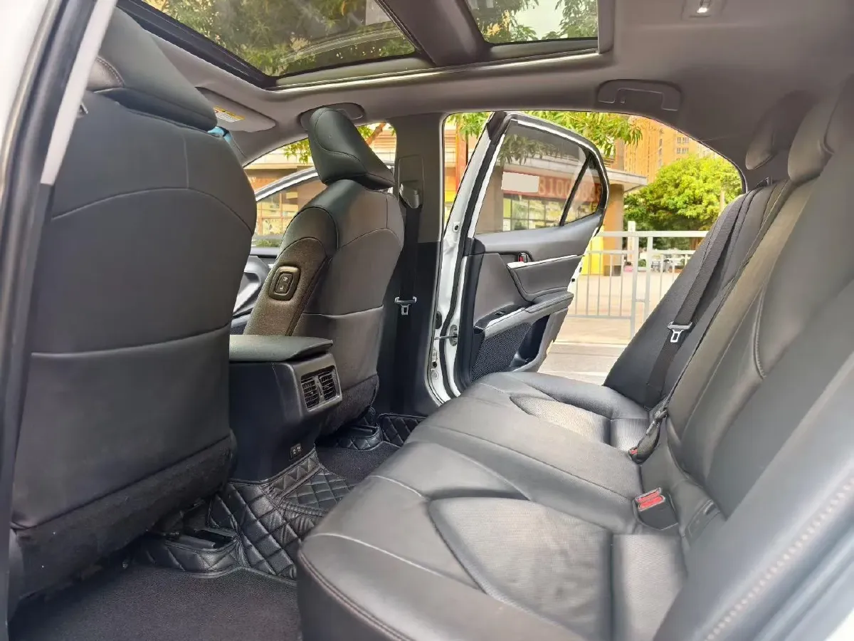 2019 Toyota Camry 2.5L 209HP L4 8AT,autocango,china used car exporter,china ev exporter,chinese used car exporter,chinese used ev exporter