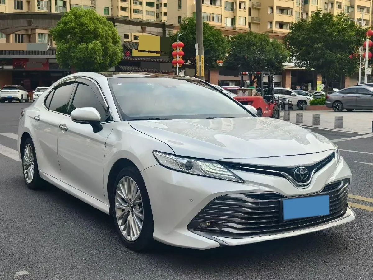 2019 Toyota Camry 2.5L 209HP L4 8AT,autocango,china used car exporter,china ev exporter,chinese used car exporter,chinese used ev exporter