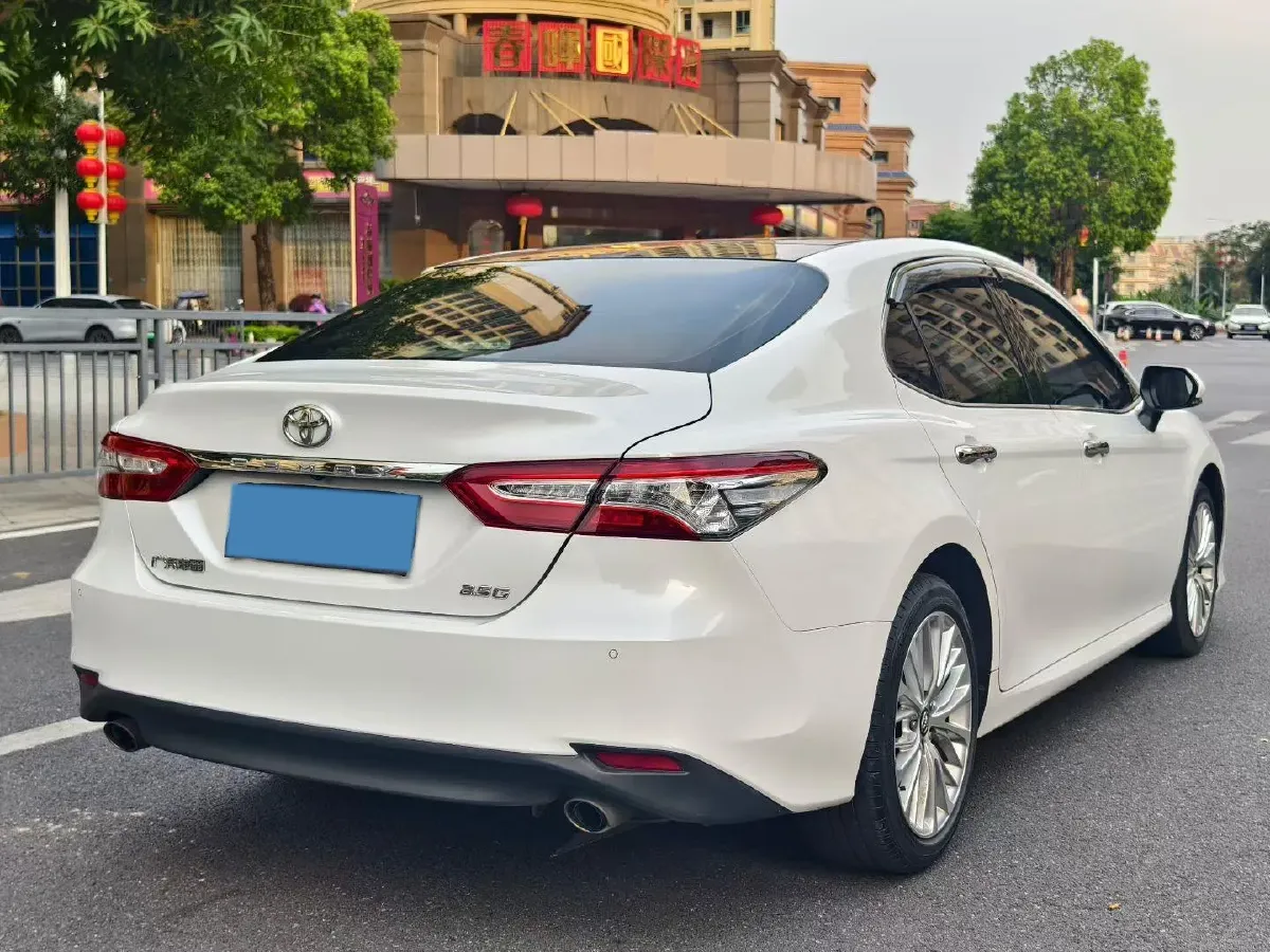 2019 Toyota Camry 2.5L 209HP L4 8AT,autocango,china used car exporter,china ev exporter,chinese used car exporter,chinese used ev exporter