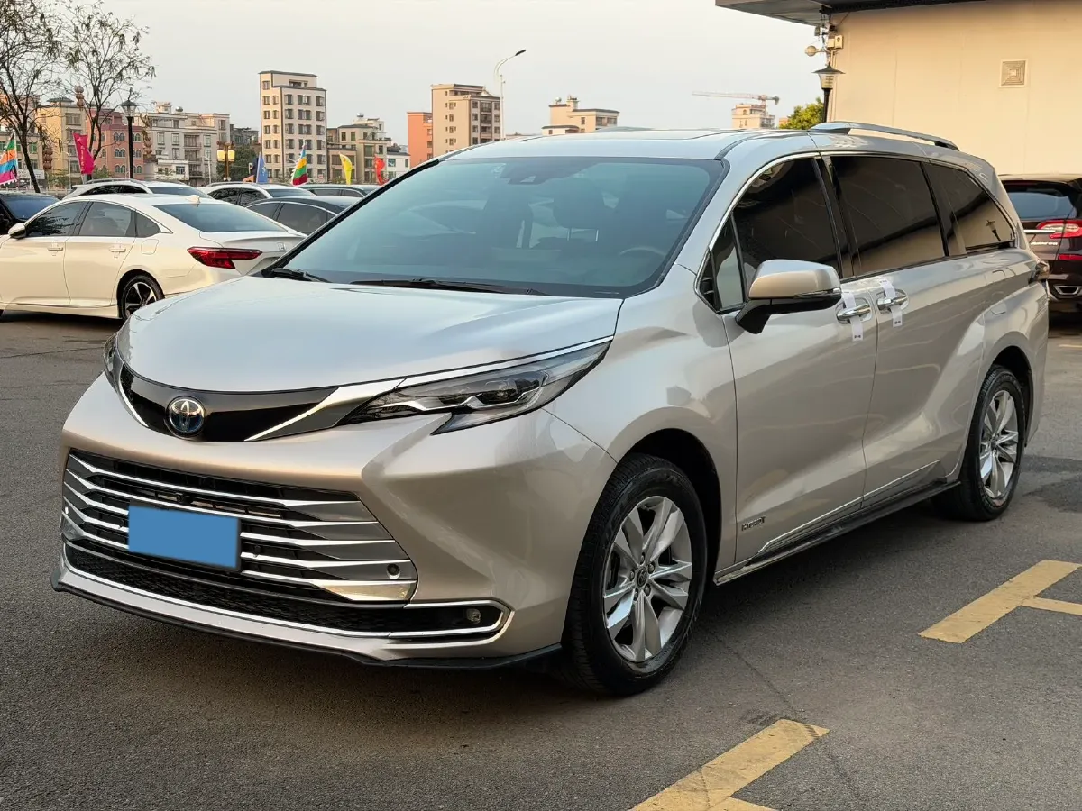 2021 Toyota Sienna 2.5L 192HP L4 E-CVT Hybrid,autocango,china used car exporter,china ev exporter,chinese used car exporter,chinese used ev exporter