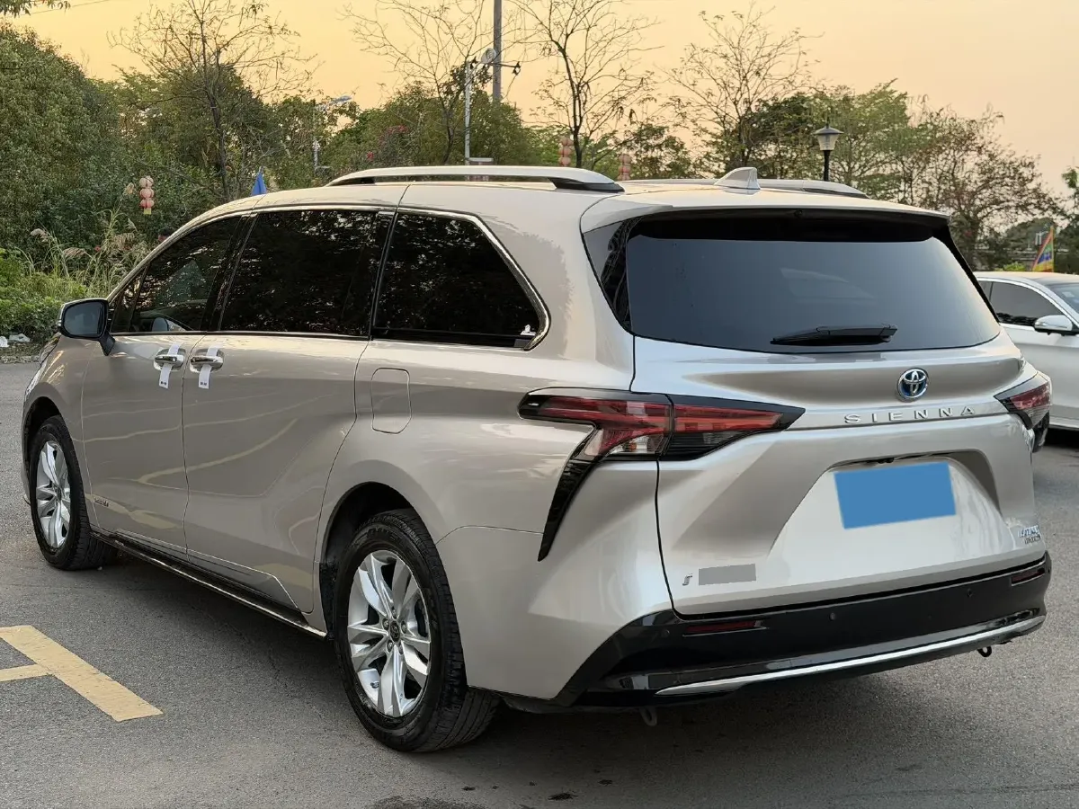 2021 Toyota Sienna 2.5L 192HP L4 E-CVT Hybrid,autocango,china used car exporter,china ev exporter,chinese used car exporter,chinese used ev exporter