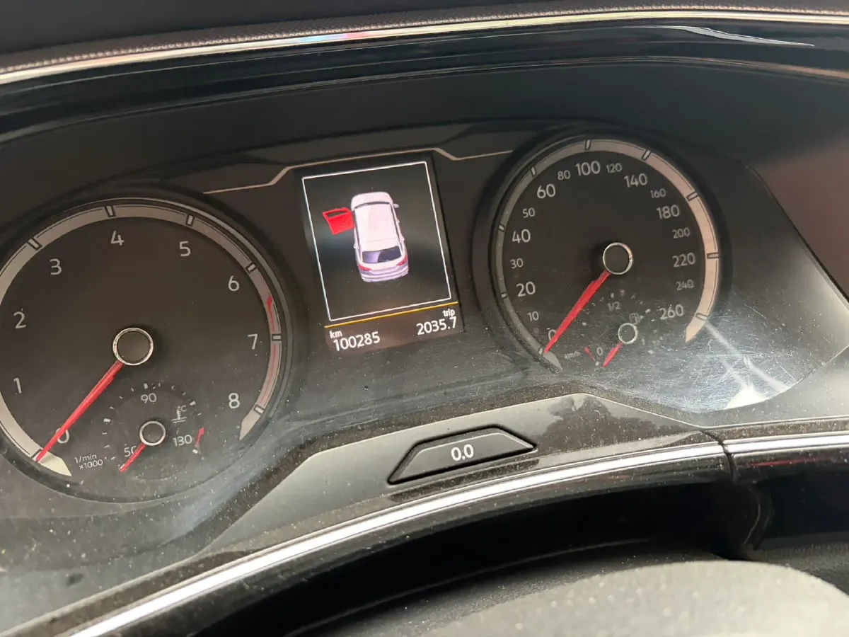 2019 Jeep Cherokee 2.0T 234HP L4 9AT,autocango,china used car exporter,china ev exporter,chinese used car exporter,chinese used ev exporter