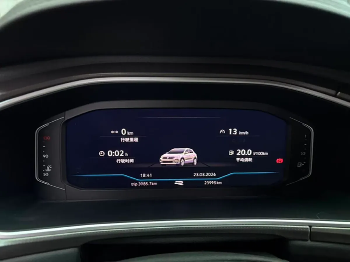 2024 Volkswagen T-Roc 1.5T 160HP L4 7DCT,autocango,china used car exporter,china ev exporter,chinese used car exporter,chinese used ev exporter