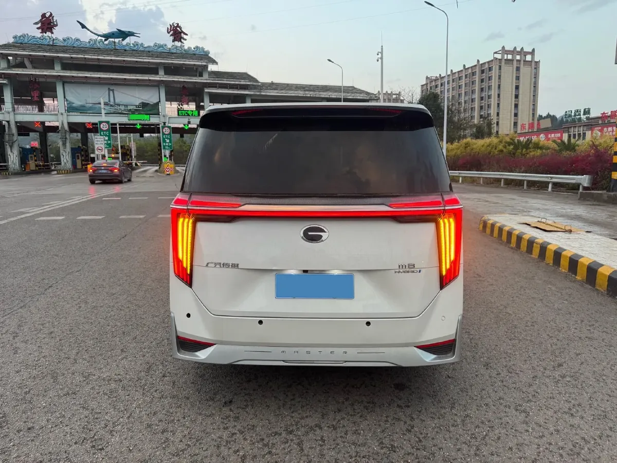 2023 GAC Trumpchi M8 2.0T 190HP L4 E-CVT Hybrid,autocango,china used car exporter,china ev exporter,chinese used car exporter,chinese used ev exporter