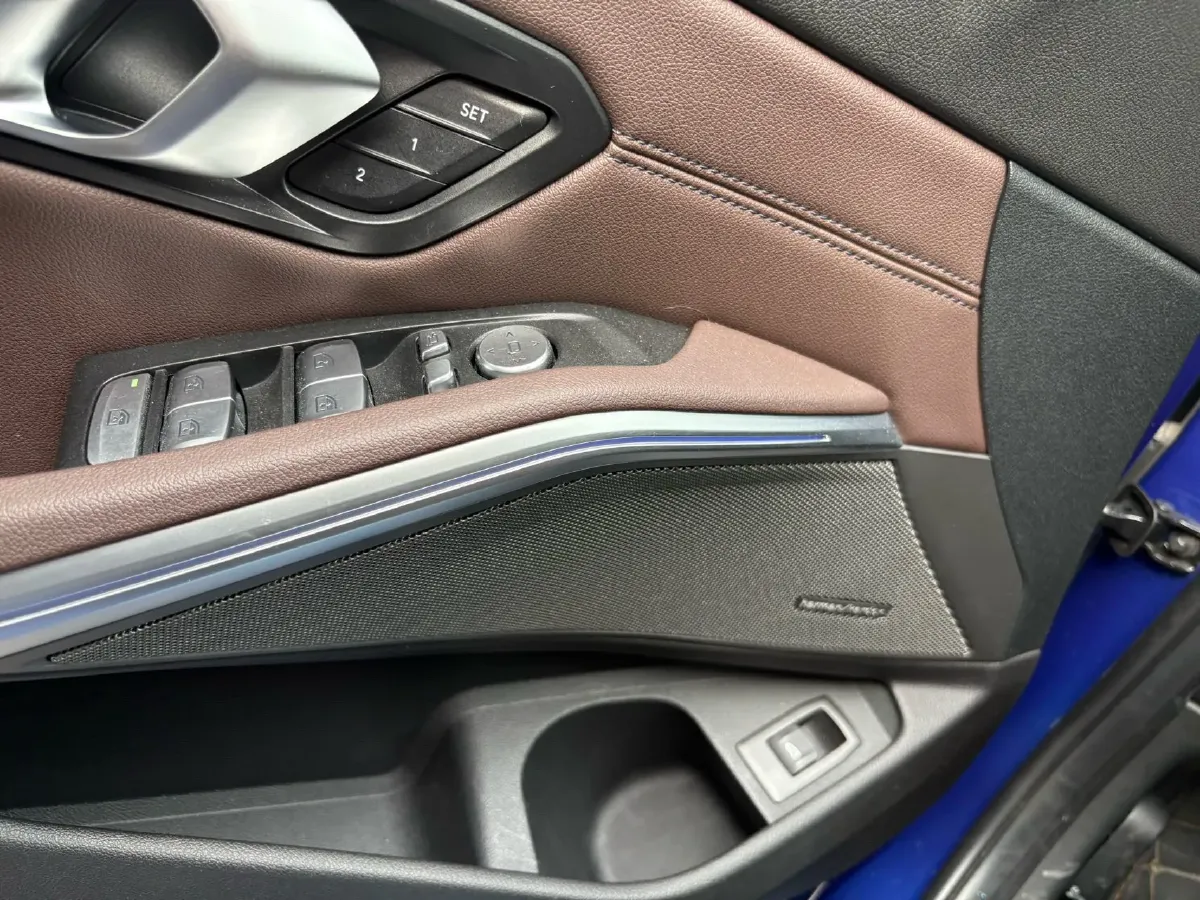 2020 BMW 3 Series 2.0T 184HP L4 8AT,autocango,china used car exporter,china ev exporter,chinese used car exporter,chinese used ev exporter