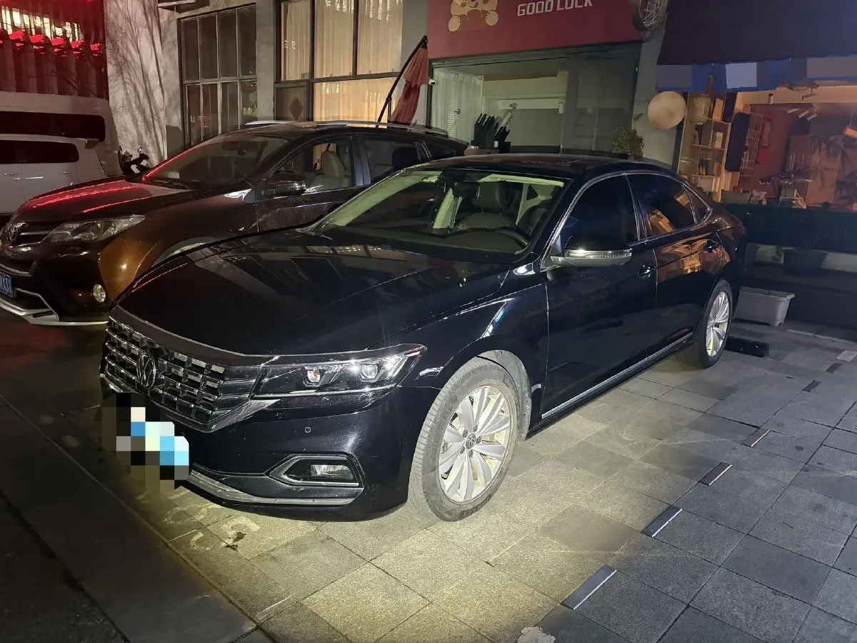 2019 Skoda Kodiak 2.0T 186HP L4 7DCT,autocango,china used car exporter,china ev exporter,chinese used car exporter,chinese used ev exporter