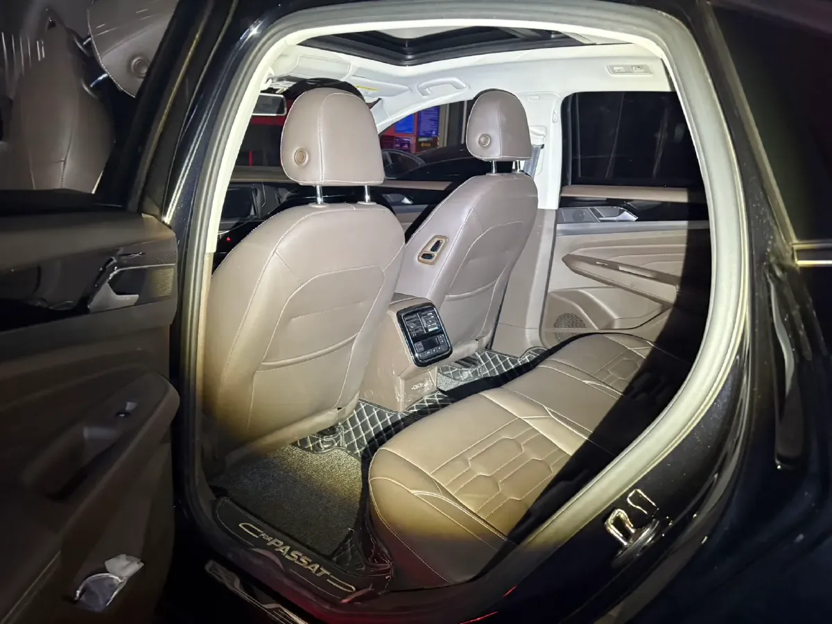 2019 Skoda Kodiak 2.0T 186HP L4 7DCT,autocango,china used car exporter,china ev exporter,chinese used car exporter,chinese used ev exporter