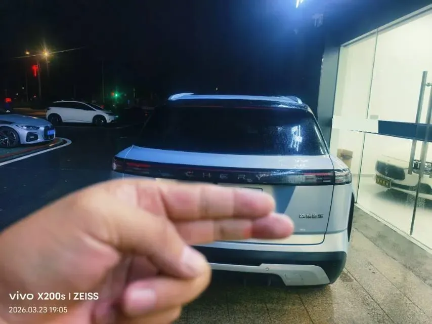 2024 Chery Exploration 06 C-DM 1.5T 156HP L4 DHT PHEV 18.3KWH,autocango,china used car exporter,china ev exporter,chinese used car exporter,chinese used ev exporter