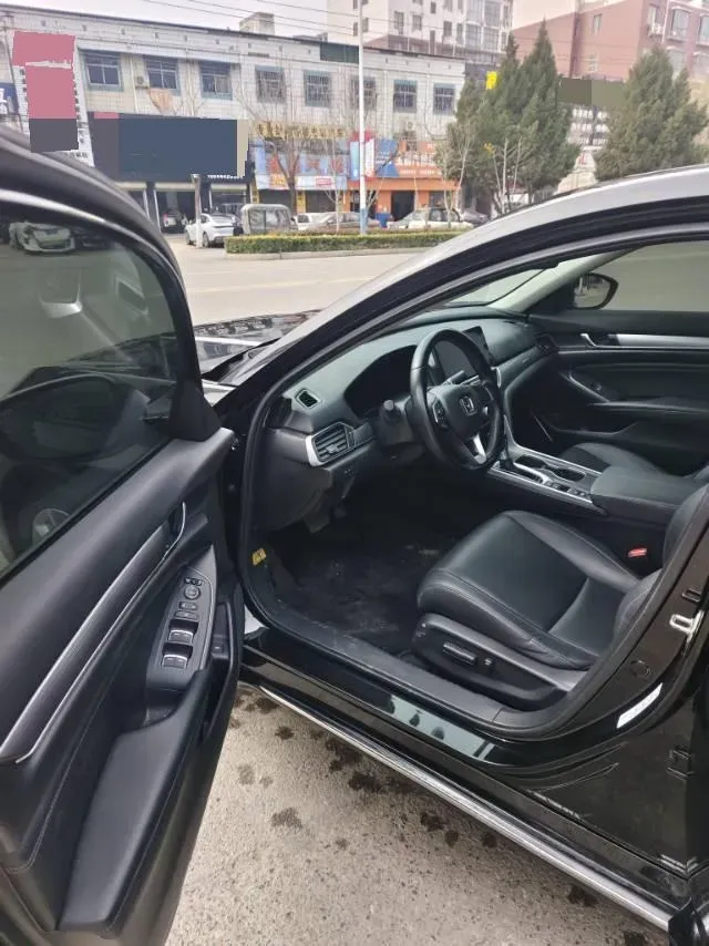 2022 Honda Accord 1.5T 194HP L4 CVT,autocango,china used car exporter,china ev exporter,chinese used car exporter,chinese used ev exporter
