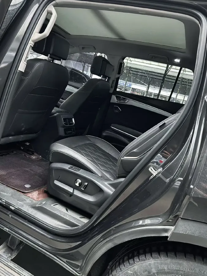 2021 Volkswagen Talagon 2.0T 220HP L4 7DCT,autocango,china used car exporter,china ev exporter,chinese used car exporter,chinese used ev exporter