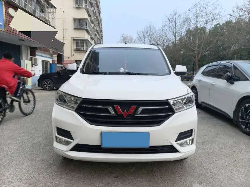2021 WuLing HongGuang 1.5L 99HP L4 6MT,autocango,china used car exporter,china ev exporter,chinese used car exporter,chinese used ev exporter