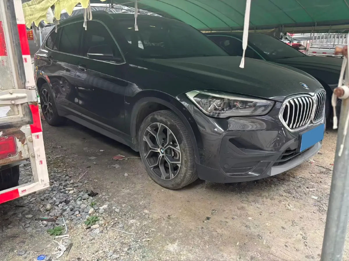 2022 BMW X1 2.0T 192HP L4 7DCT,autocango,china used car exporter,china ev exporter,chinese used car exporter,chinese used ev exporter