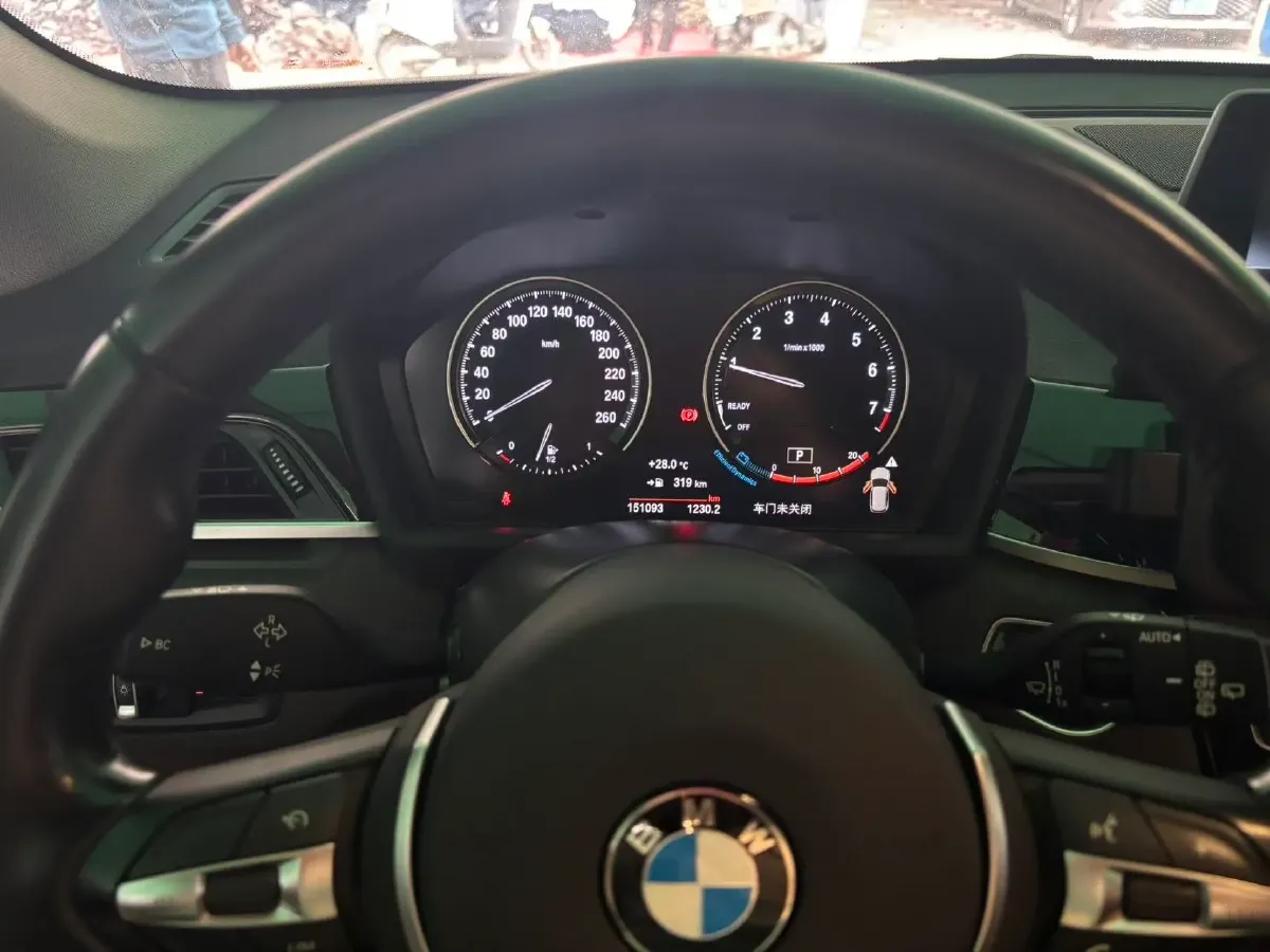 2022 BMW X1 2.0T 192HP L4 7DCT,autocango,china used car exporter,china ev exporter,chinese used car exporter,chinese used ev exporter