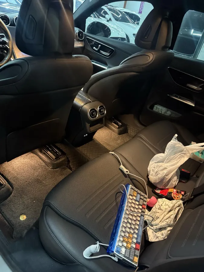 2025 Mercedes-Benz GLC Coupe 2.0T 204HP L4 9AT,autocango,china used car exporter,china ev exporter,chinese used car exporter,chinese used ev exporter