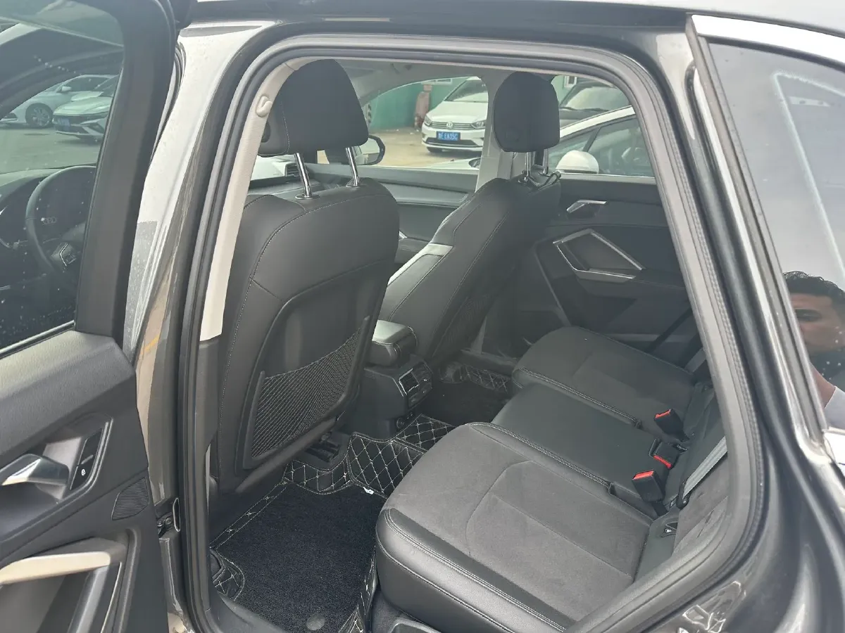 2022 Audi Q3 1.4T 150HP L4 7DCT,autocango,china used car exporter,china ev exporter,chinese used car exporter,chinese used ev exporter