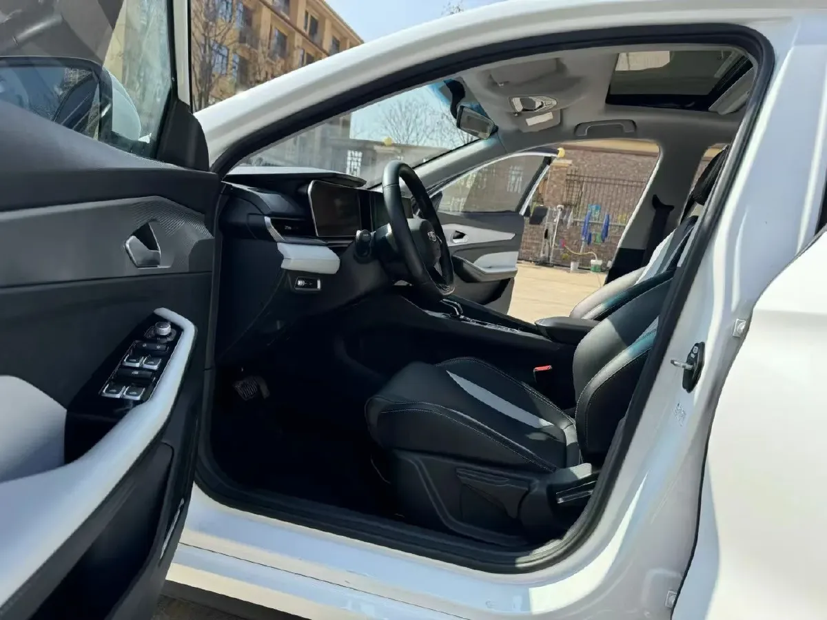 2024 Geely Binray 1.5T 181HP L4 7DCT,autocango,china used car exporter,china ev exporter,chinese used car exporter,chinese used ev exporter