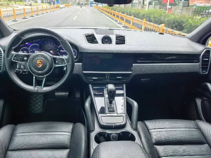 2018 Porsche Cayenne 3.0T 340HP V6 8AT,autocango,china used car exporter,china ev exporter,chinese used car exporter,chinese used ev exporter