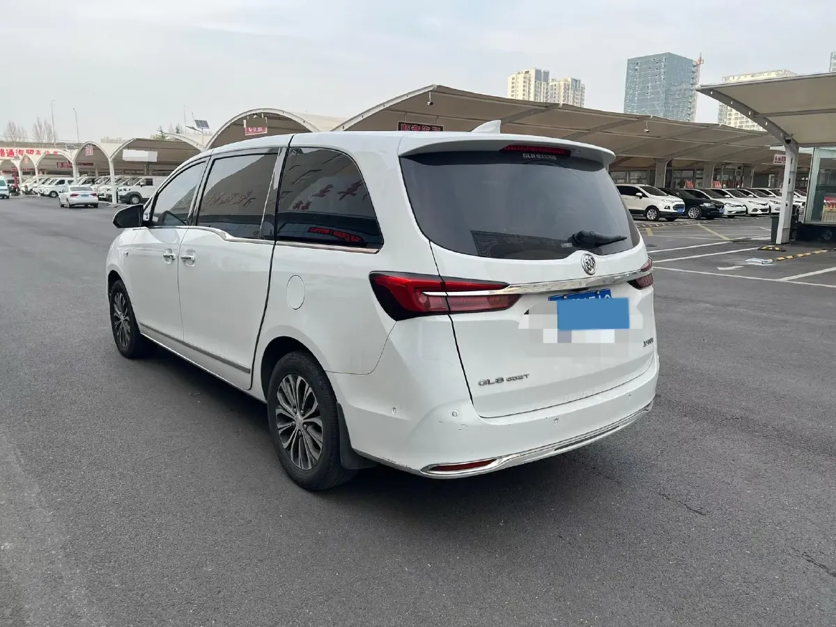 2021 Buick GL8 2.0T 237HP L4 9AT,autocango,china used car exporter,china ev exporter,chinese used car exporter,chinese used ev exporter