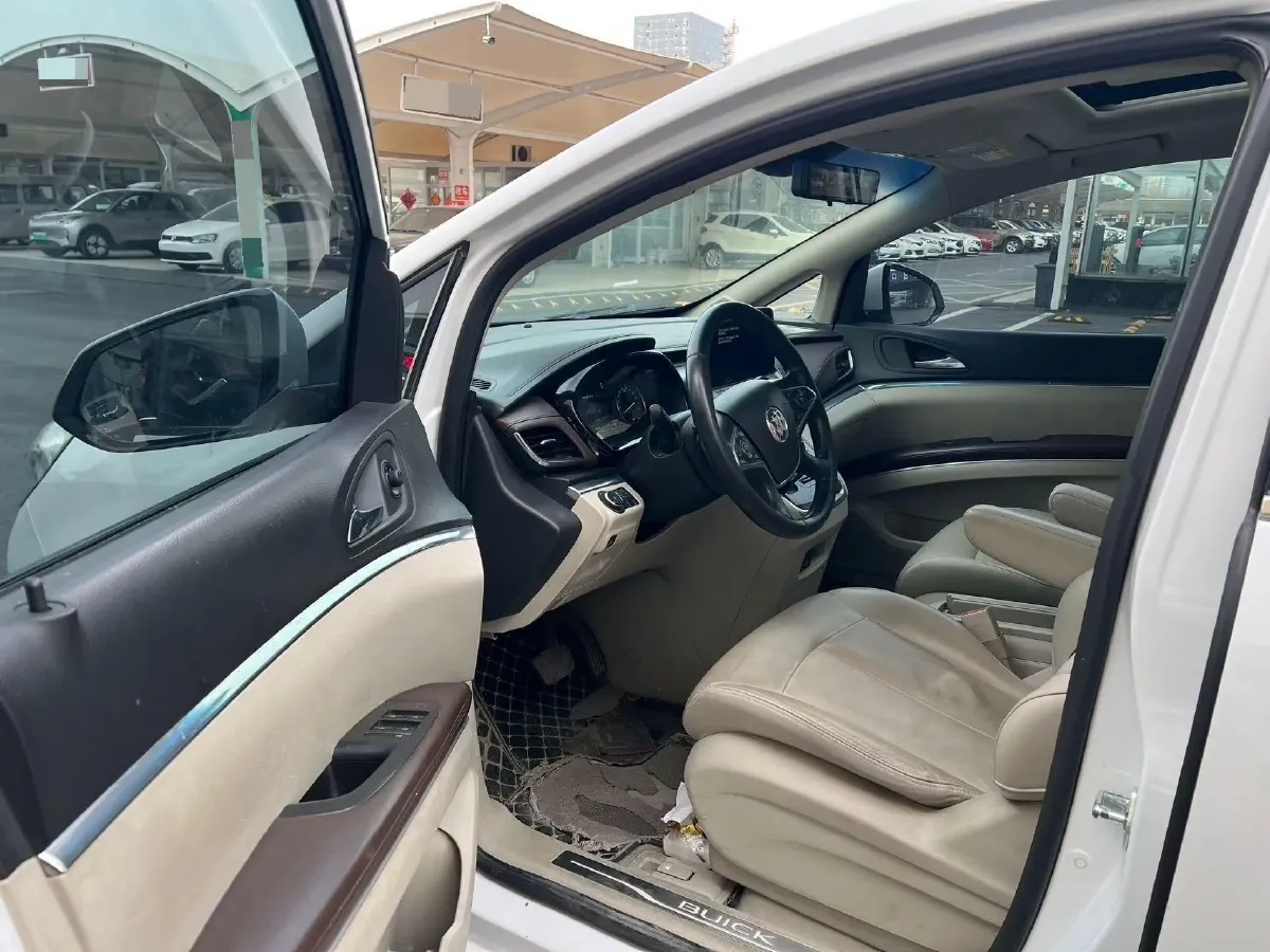 2021 Buick GL8 2.0T 237HP L4 9AT,autocango,china used car exporter,china ev exporter,chinese used car exporter,chinese used ev exporter