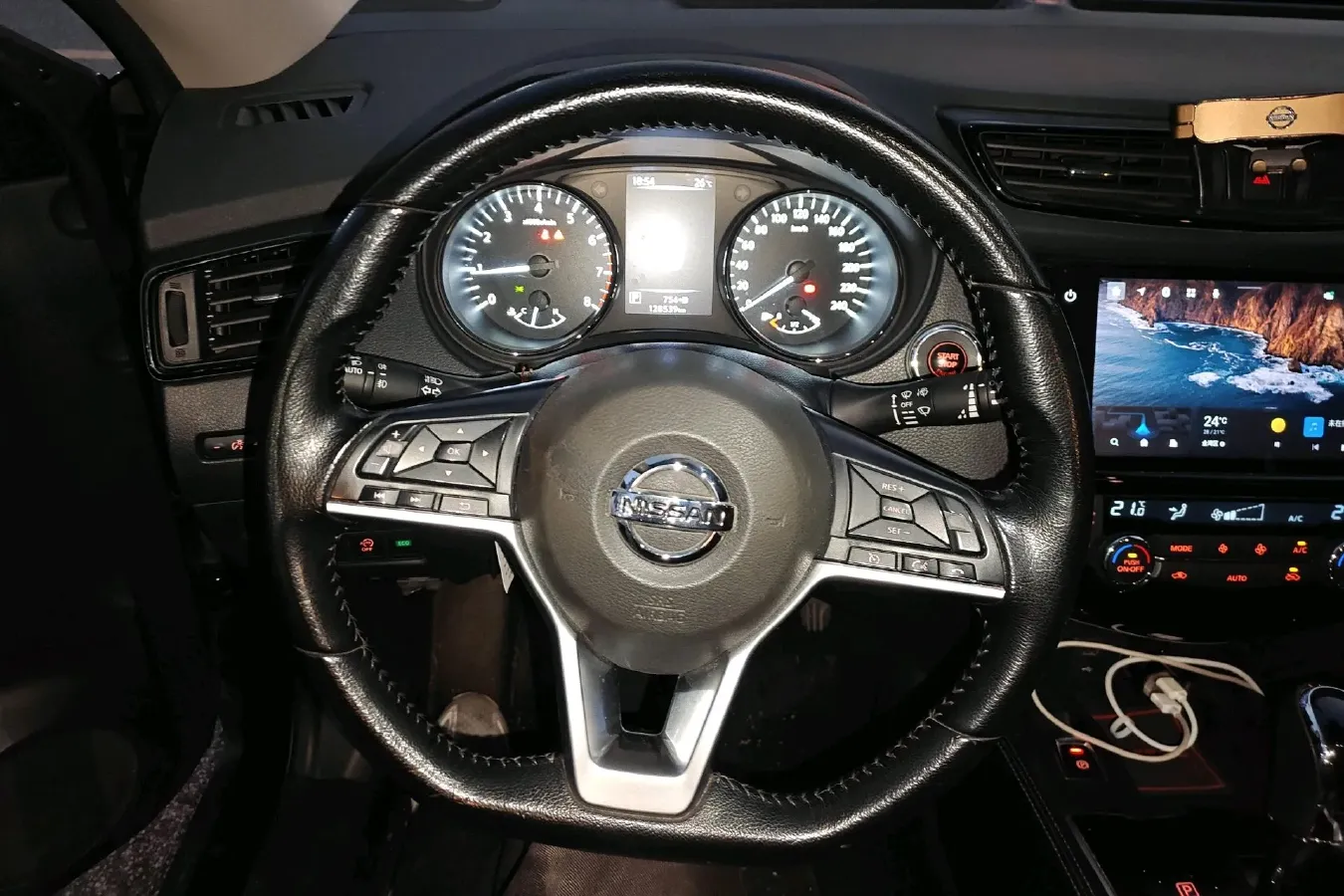 2021 Nissan X-Trail 2.0L 151HP L4 CVT,autocango,china used car exporter,china ev exporter,chinese used car exporter,chinese used ev exporter