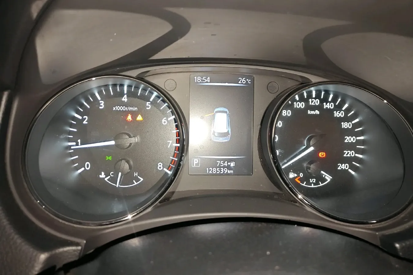 2021 Nissan X-Trail 2.0L 151HP L4 CVT,autocango,china used car exporter,china ev exporter,chinese used car exporter,chinese used ev exporter