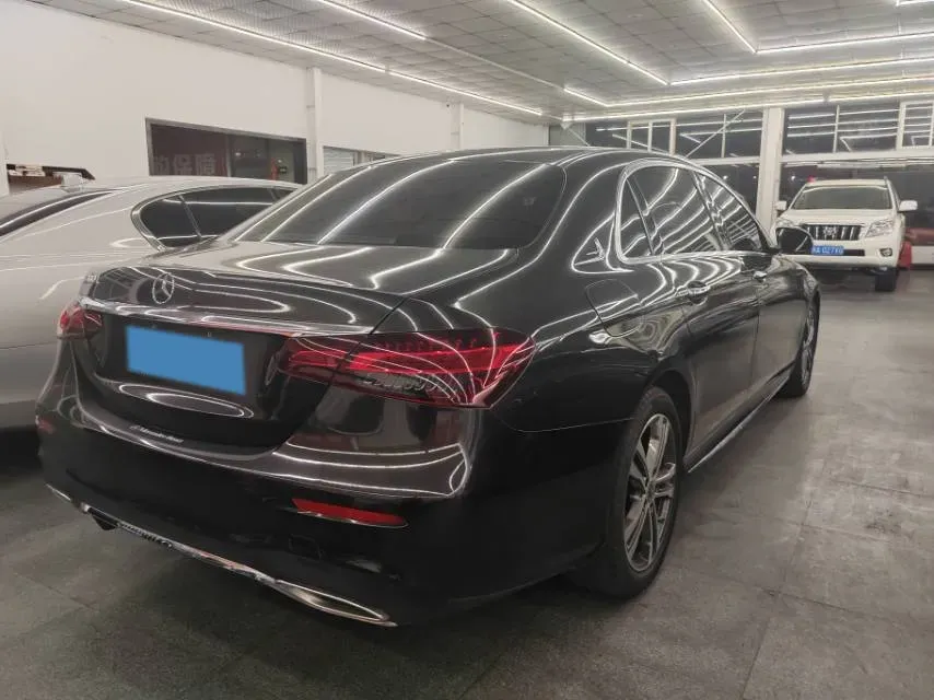 2021 Mercedes-Benz E Class 2.0T 197HP L4 9AT,autocango,china used car exporter,china ev exporter,chinese used car exporter,chinese used ev exporter