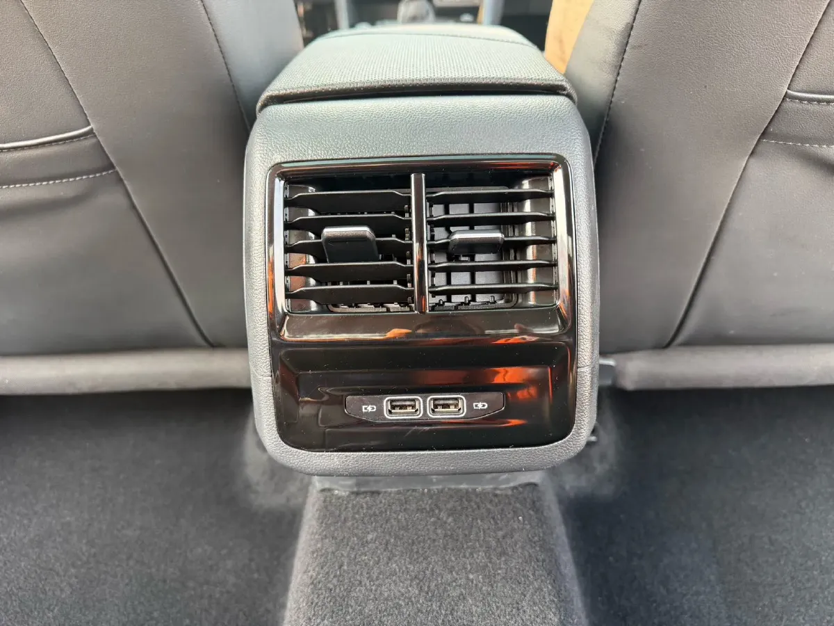 2023 Volkswagen Sagitar 1.4T 150HP L4 7DCT,autocango,china used car exporter,china ev exporter,chinese used car exporter,chinese used ev exporter