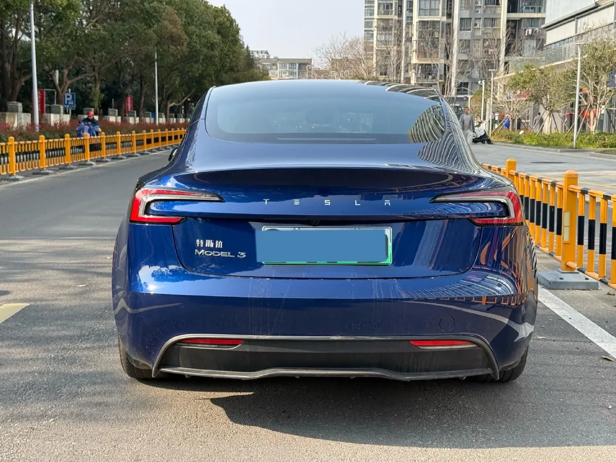 2025 Tesla Model 3 BEV 62.5KWH,autocango,china used car exporter,china ev exporter,chinese used car exporter,chinese used ev exporter