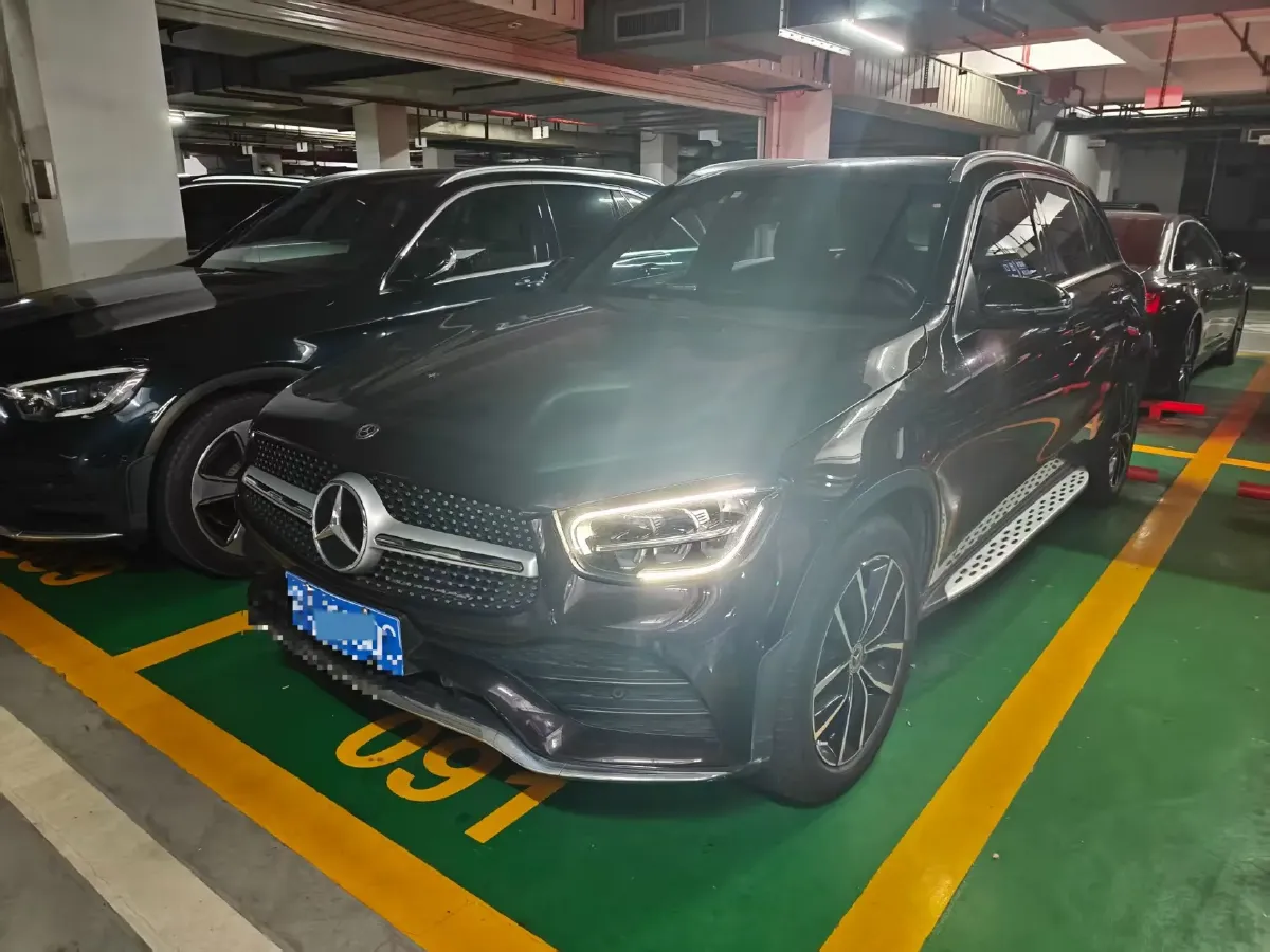 2021 Mercedes-Benz GLC Class 2.0T 258HP L4 9AT,autocango,china used car exporter,china ev exporter,chinese used car exporter,chinese used ev exporter