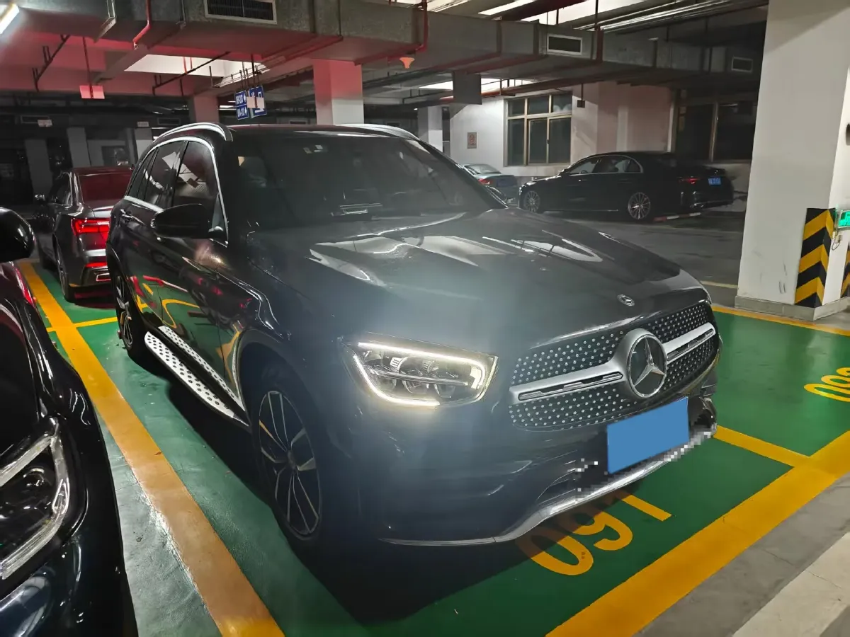 2021 Mercedes-Benz GLC Class 2.0T 258HP L4 9AT,autocango,china used car exporter,china ev exporter,chinese used car exporter,chinese used ev exporter