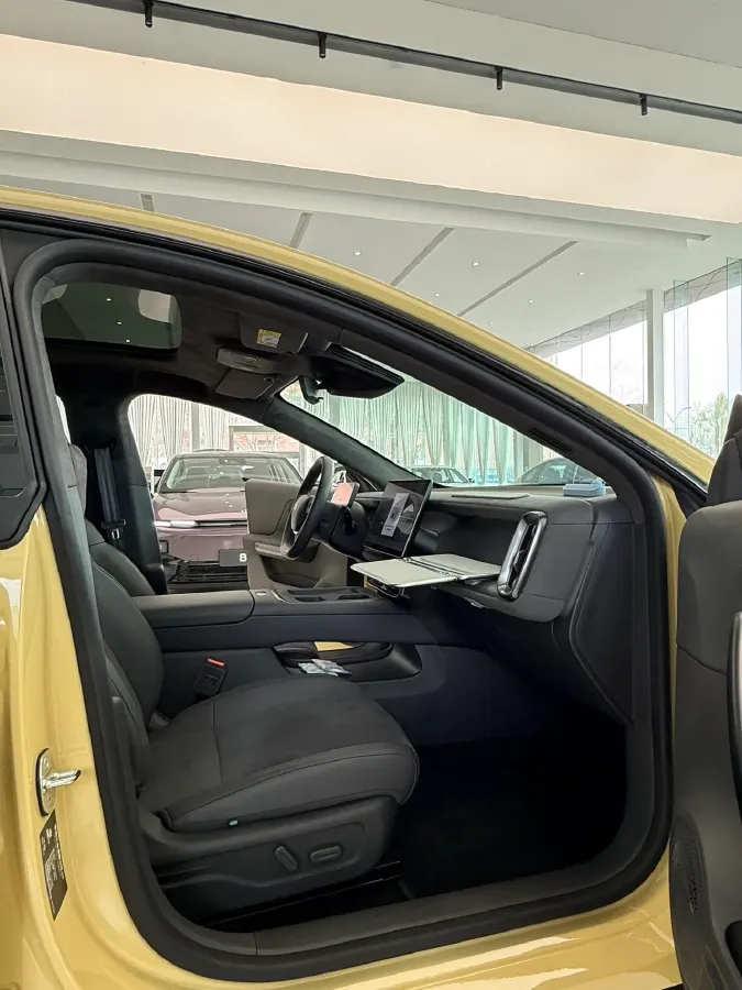 2026 Leapmotor Lafa5 BEV,autocango,china used car exporter,china ev exporter,chinese used car exporter,chinese used ev exporter