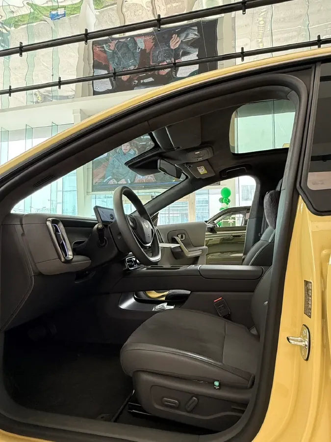 2026 Leapmotor Lafa5 BEV,autocango,china used car exporter,china ev exporter,chinese used car exporter,chinese used ev exporter