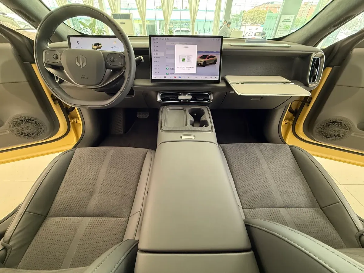 2026 Leapmotor Lafa5 BEV,autocango,china used car exporter,china ev exporter,chinese used car exporter,chinese used ev exporter