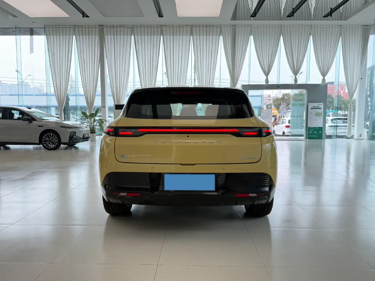 2026 Leapmotor Lafa5 BEV,autocango,china used car exporter,china ev exporter,chinese used car exporter,chinese used ev exporter