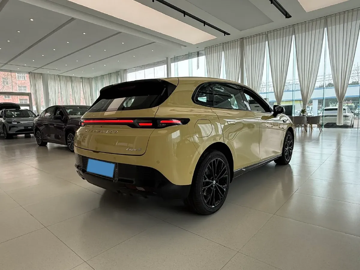 2026 Leapmotor Lafa5 BEV,autocango,china used car exporter,china ev exporter,chinese used car exporter,chinese used ev exporter