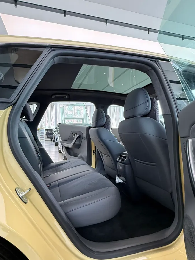 2026 Leapmotor Lafa5 BEV,autocango,china used car exporter,china ev exporter,chinese used car exporter,chinese used ev exporter