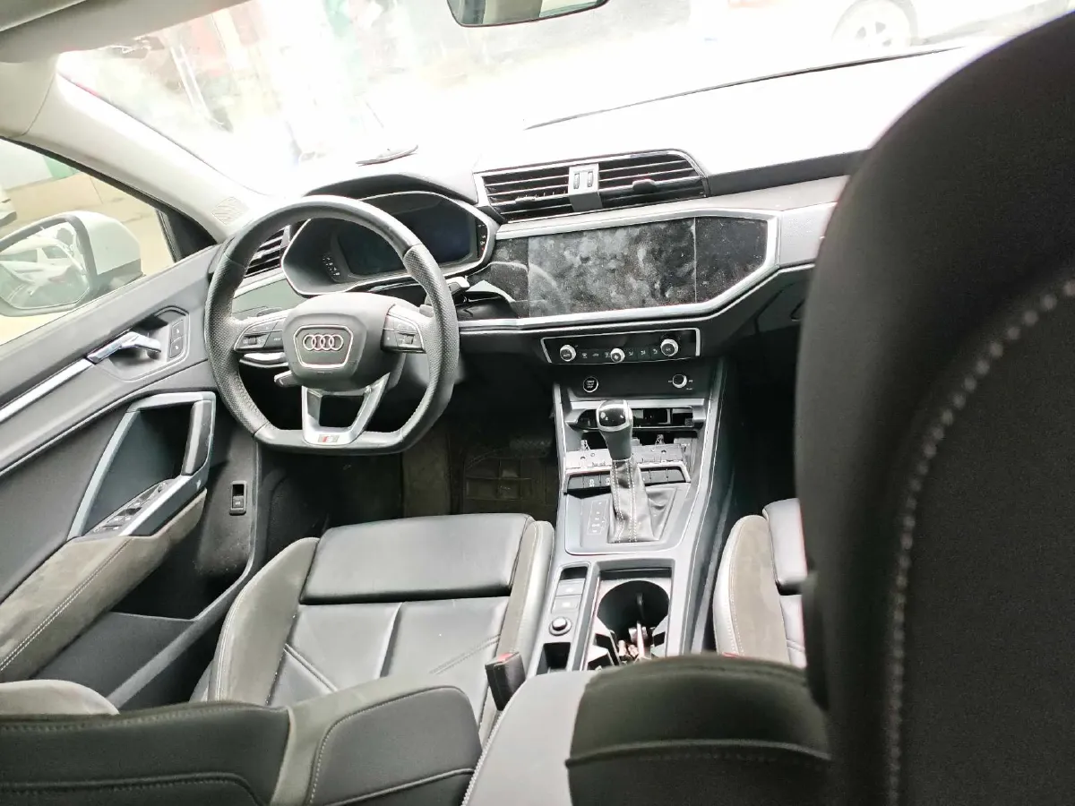2020 Audi Q3 Sportback 2.0T 186HP L4 7DCT,autocango,china used car exporter,china ev exporter,chinese used car exporter,chinese used ev exporter