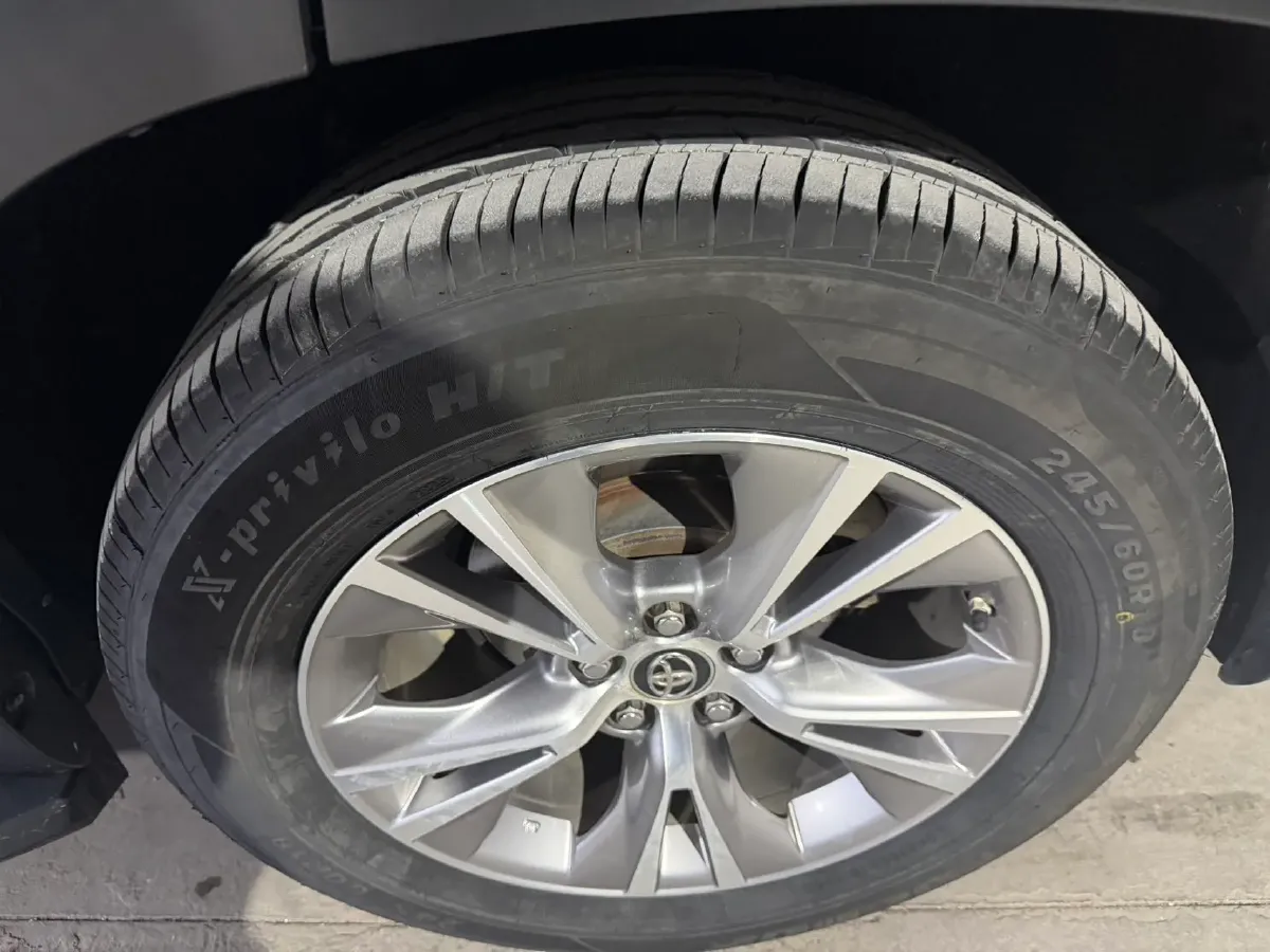 2021 Toyota Highlander 2.0T 220HP L4 6AT,autocango,china used car exporter,china ev exporter,chinese used car exporter,chinese used ev exporter