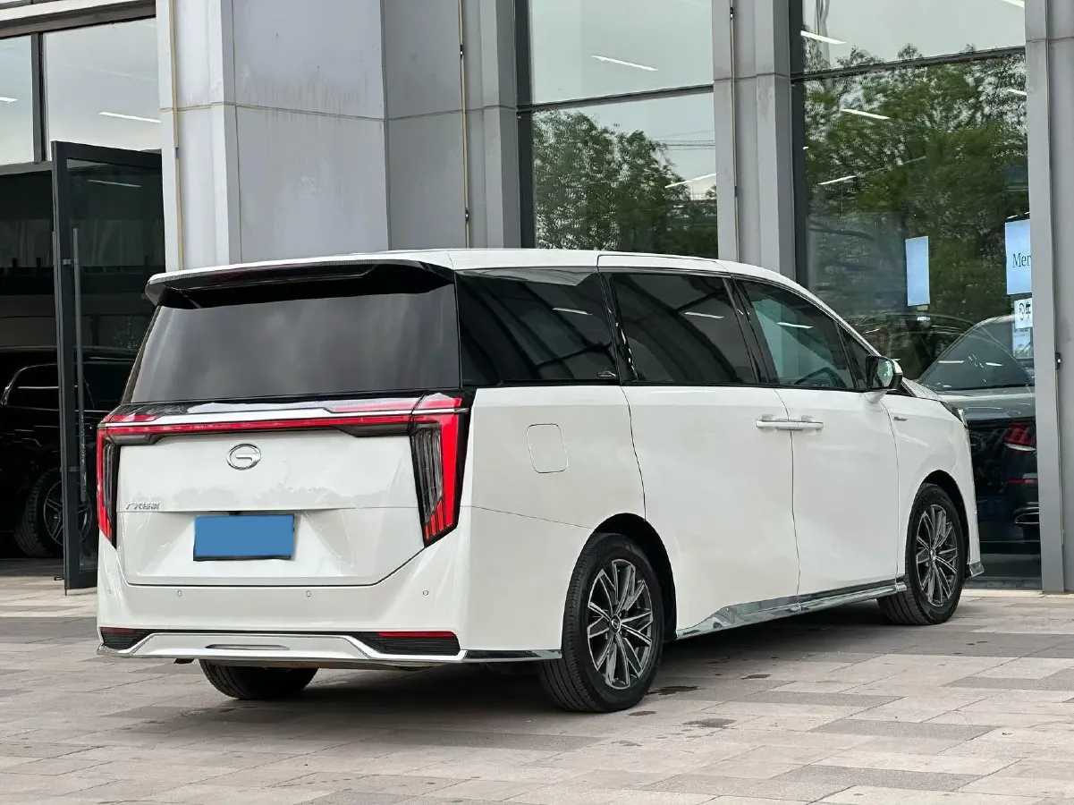 2023 GAC Trumpchi M8 2.0T 252HP L4 8AT,autocango,china used car exporter,china ev exporter,chinese used car exporter,chinese used ev exporter