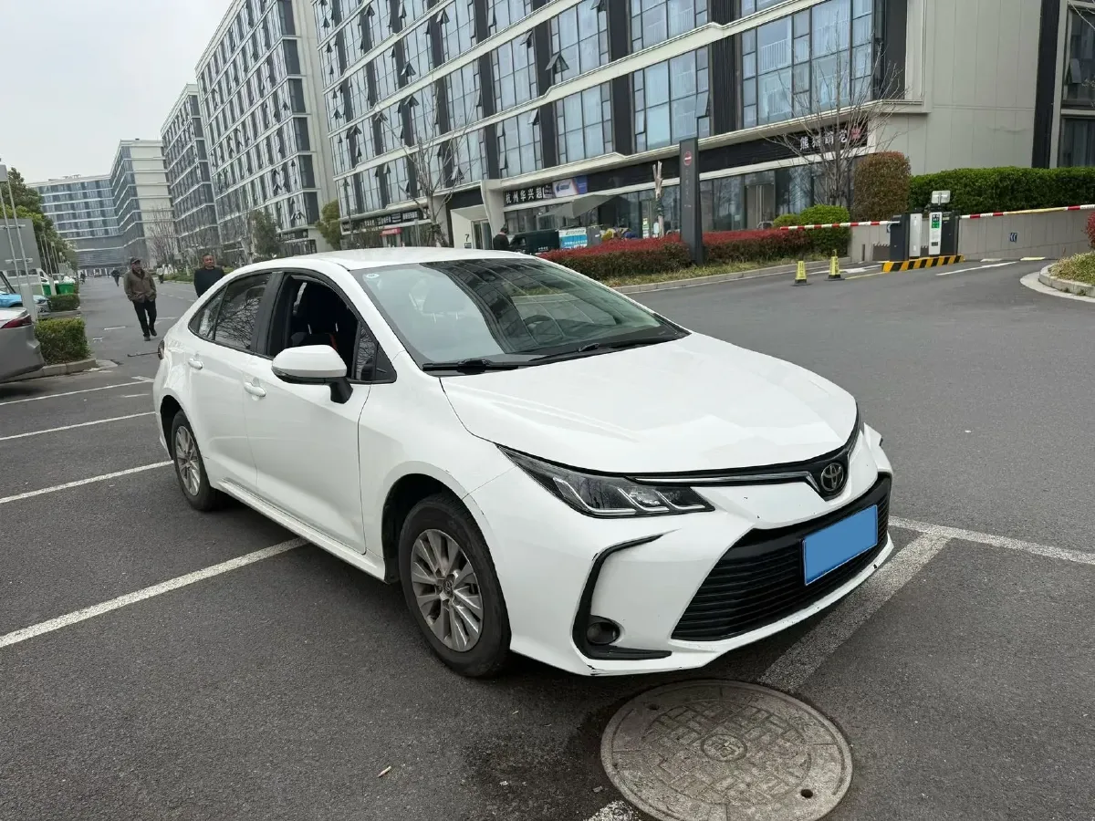 2022 Toyota Corolla 1.2T 116HP L4 CVT,autocango,china used car exporter,china ev exporter,chinese used car exporter,chinese used ev exporter