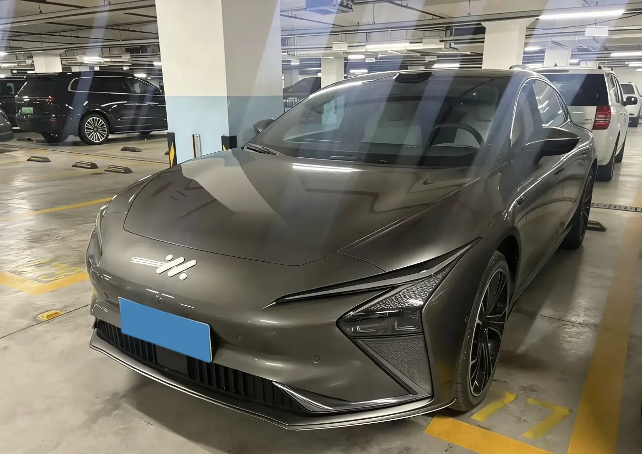 2022 IM L7 BEV 90KWH,autocango,china used car exporter,china ev exporter,chinese used car exporter,chinese used ev exporter