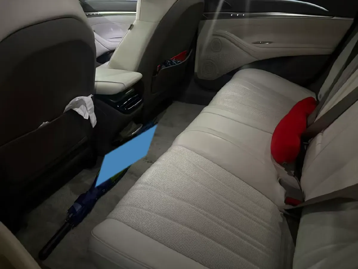 2022 IM L7 BEV 90KWH,autocango,china used car exporter,china ev exporter,chinese used car exporter,chinese used ev exporter