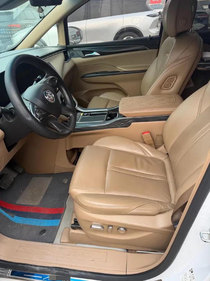 2021 Buick GL8 2.0T 237HP L4 9AT,autocango,china used car exporter,china ev exporter,chinese used car exporter,chinese used ev exporter