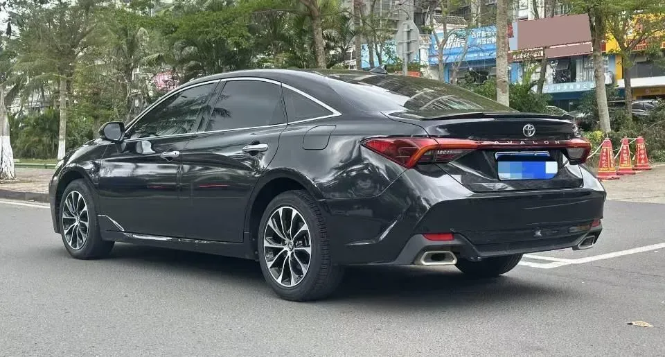 2022 Toyota Avalon 2.0L 178HP L4 CVT,autocango,china used car exporter,china ev exporter,chinese used car exporter,chinese used ev exporter