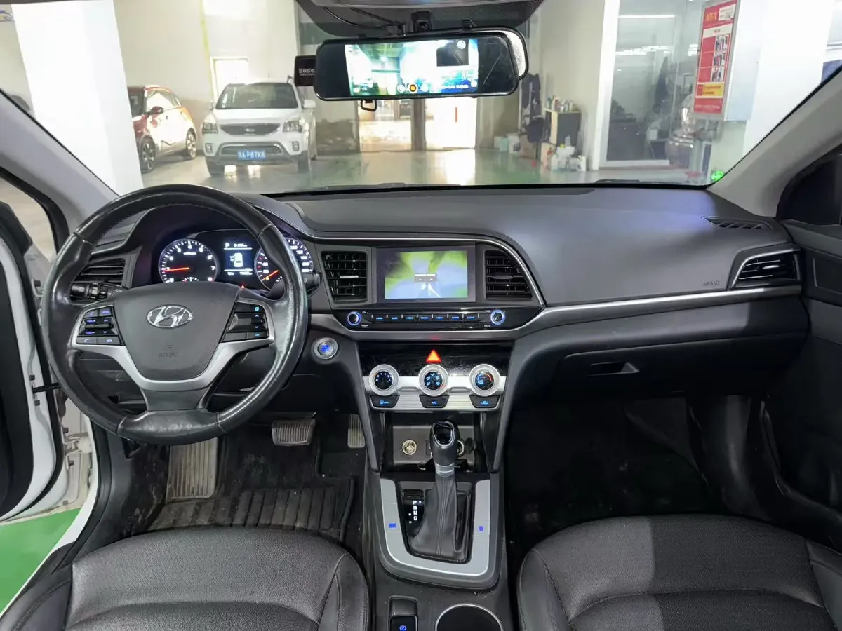 2020 Hyundai Elantra 1.5L 115HP L4 CVT,autocango,china used car exporter,china ev exporter,chinese used car exporter,chinese used ev exporter