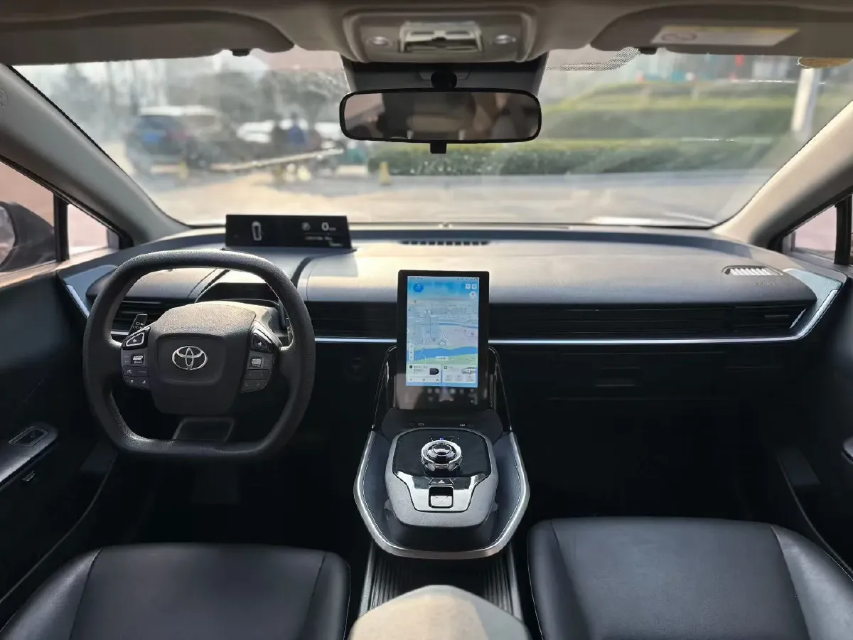 2023 Toyota bZ3 BEV 49.92KWH,autocango,china used car exporter,china ev exporter,chinese used car exporter,chinese used ev exporter