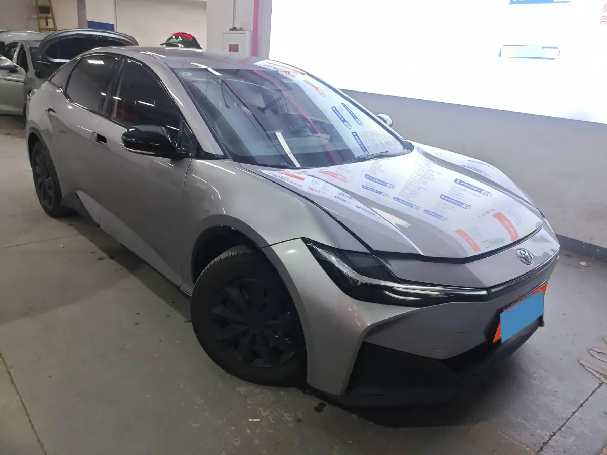 2023 Toyota bZ3 BEV 49.92KWH,autocango,china used car exporter,china ev exporter,chinese used car exporter,chinese used ev exporter