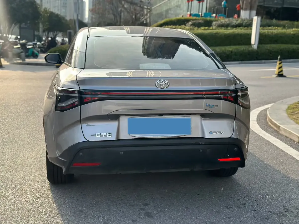 2023 Toyota bZ3 BEV 49.92KWH,autocango,china used car exporter,china ev exporter,chinese used car exporter,chinese used ev exporter