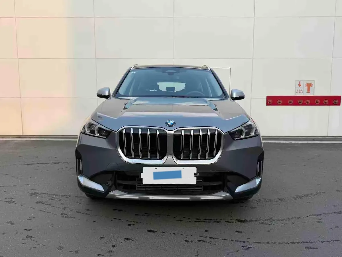 2023 BMW X1 1.5T 156HP L3 7DCT,autocango,china used car exporter,china ev exporter,chinese used car exporter,chinese used ev exporter