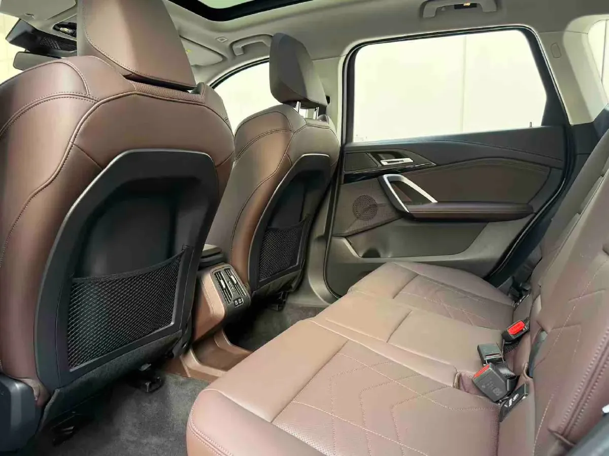 2023 BMW X1 1.5T 156HP L3 7DCT,autocango,china used car exporter,china ev exporter,chinese used car exporter,chinese used ev exporter